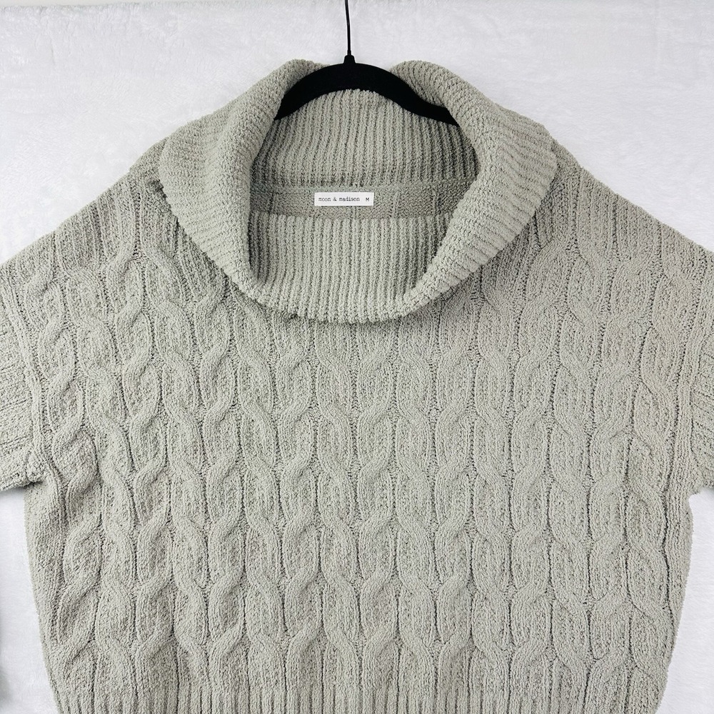 Moon And Madison Womens Sweater M Sage‎ Green Chenille Cowl Neck  Cable Knit EUC - Picture 2 of 13